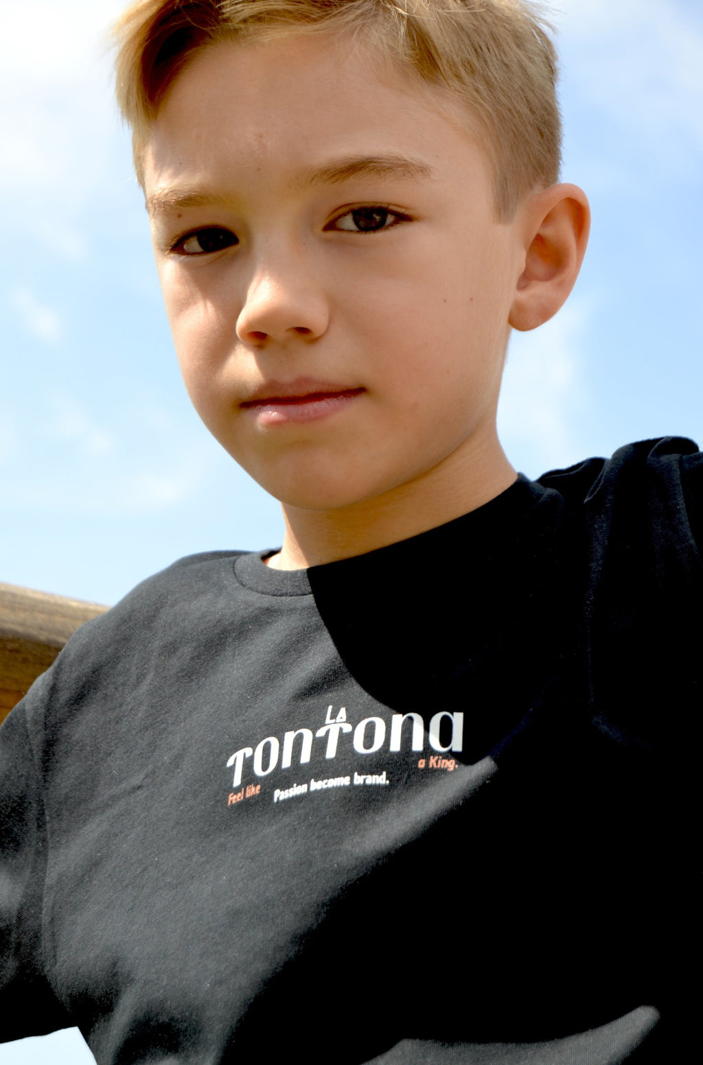 CAMISETA NIÑO "THE KING"
