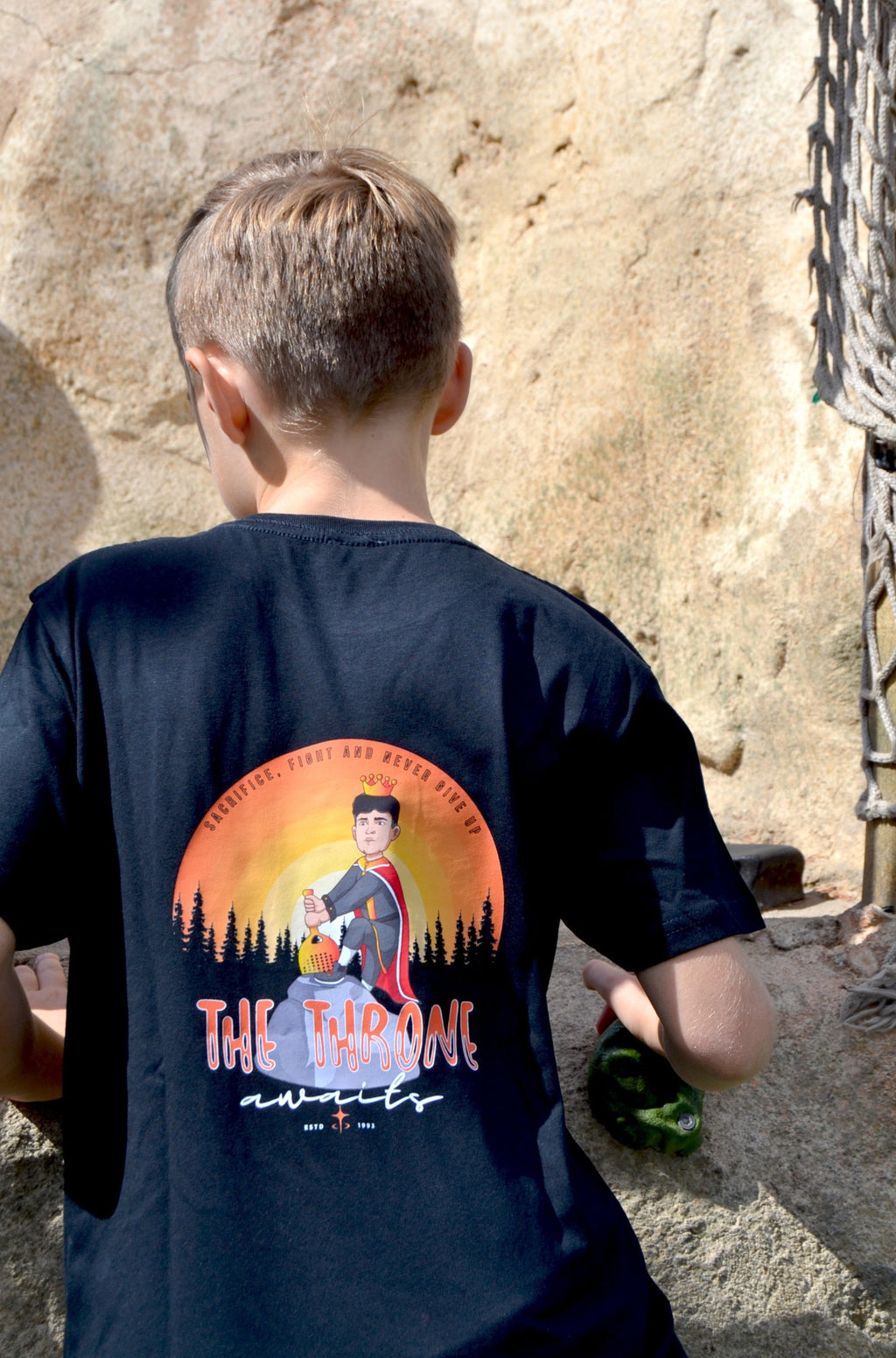 CAMISETA NIÑO "THE KING"